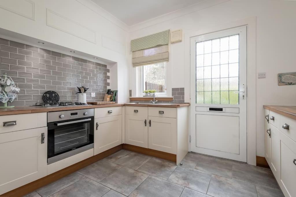 Heather Cottage, 2 Bedroom In Comrie Eksteriør billede