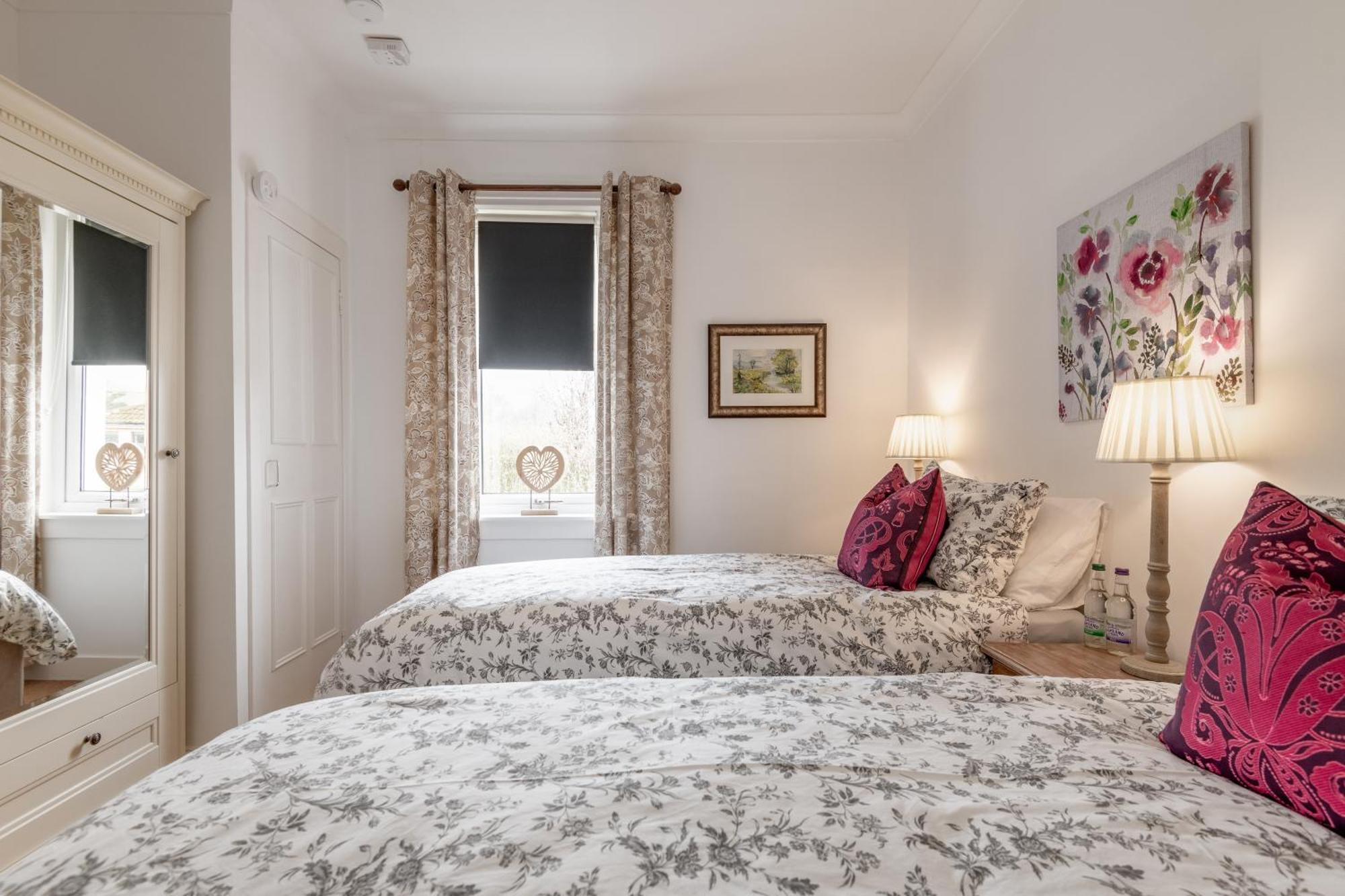 Heather Cottage, 2 Bedroom In Comrie Eksteriør billede